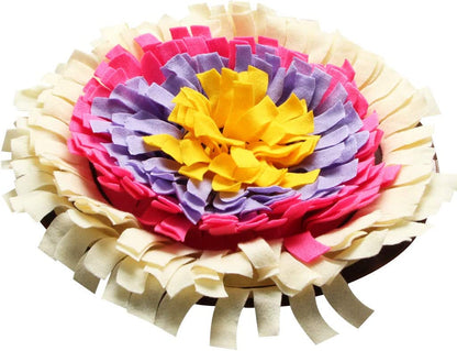 Dog Snuffle Mat - Interactive Feeding Game & Treat Dispenser for Stress Relief - Non-Slip Durable Activity Mat for Small/Medium Dogs - Indoor/Outdoor Use(Beige)