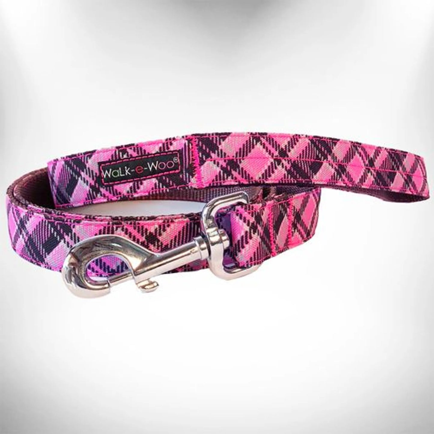 Classic Plaid Dog Lead — Water-Resistant Nylon, Nickel D-Ring, Machine Washable